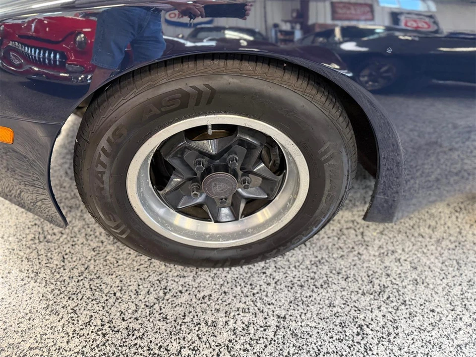 1985 Porsche 944 - Image 22 of 26