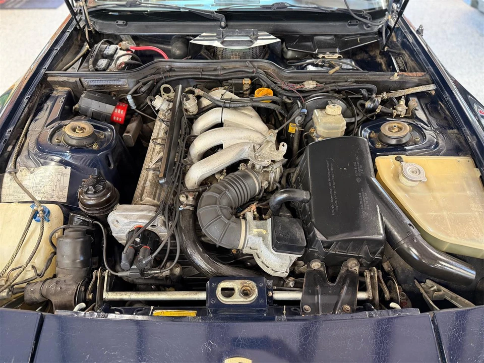 1985 Porsche 944 - Image 24 of 26