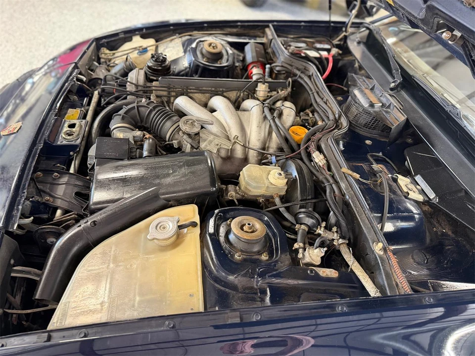 1985 Porsche 944 - Image 25 of 26