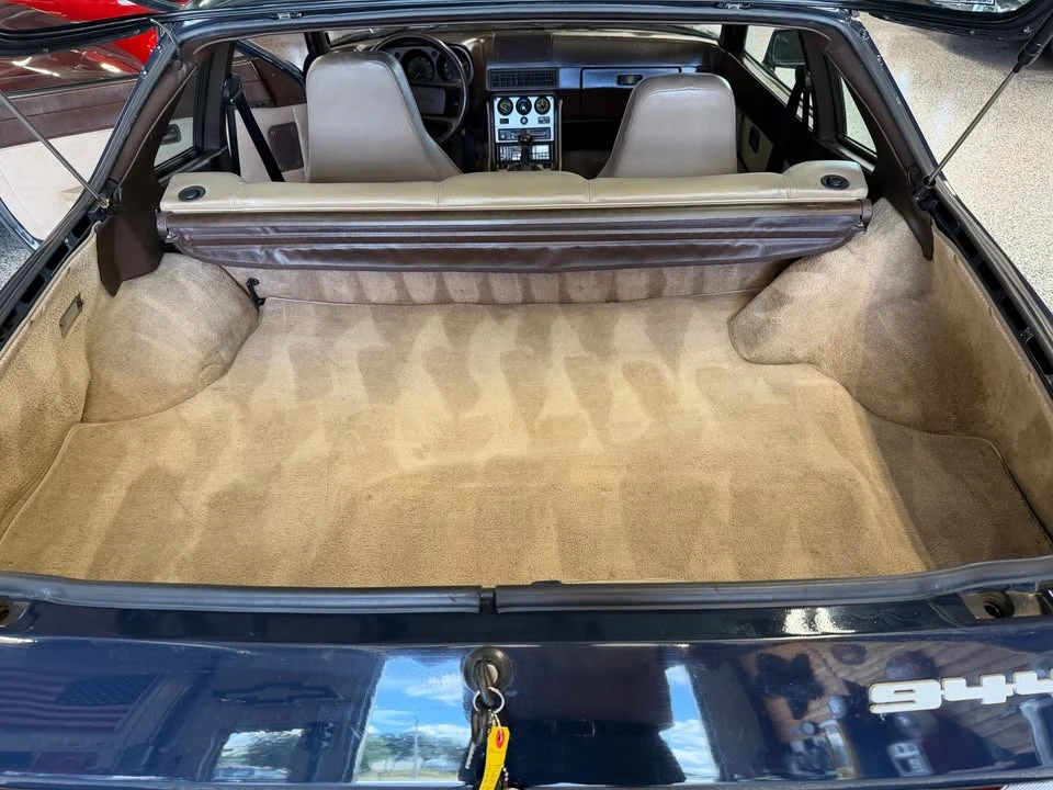 1985 Porsche 944 - Image 17 of 20