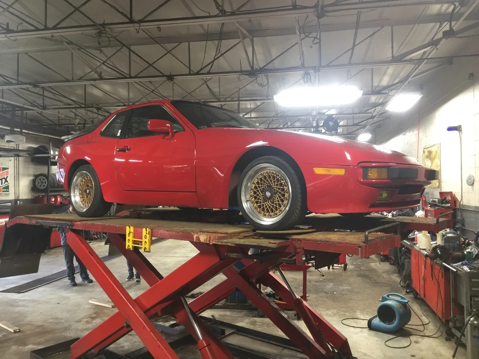 1985 Porsche 944 - Image 17 of 31
