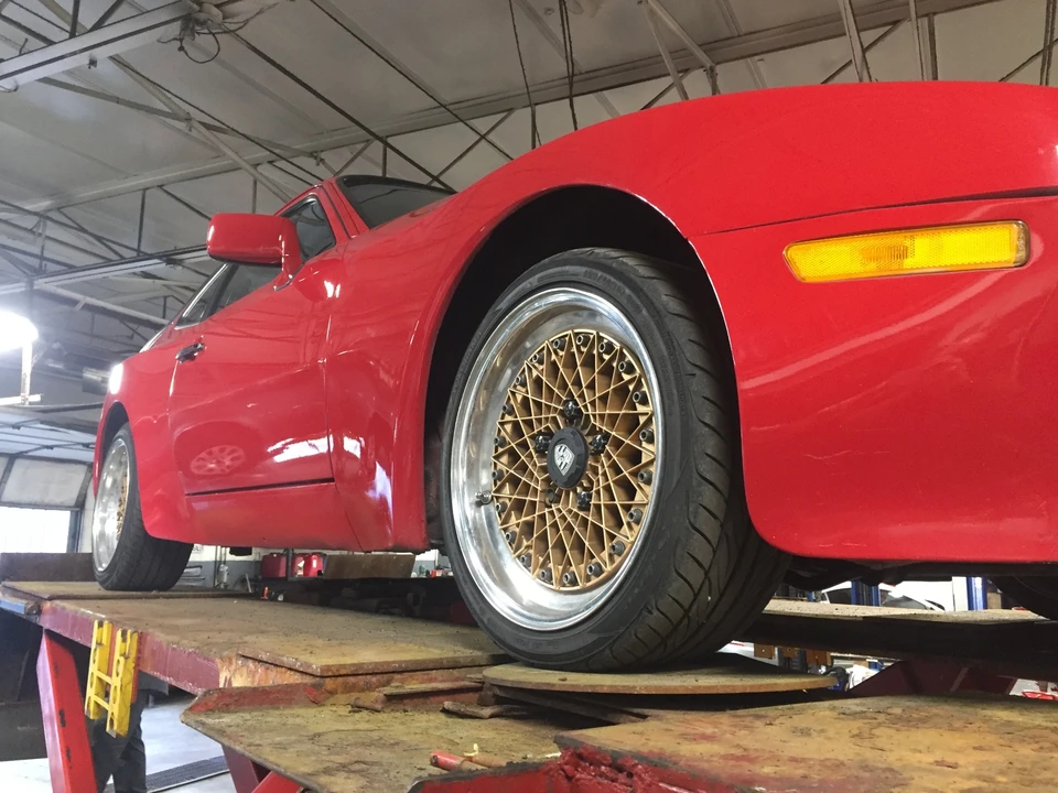 1985 Porsche 944 - Image 18 of 31