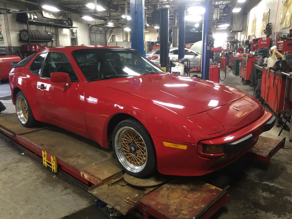 1985 Porsche 944 - Image 4 of 31