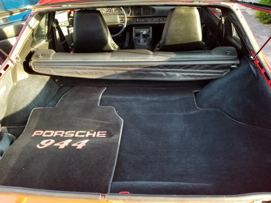 1985 Porsche 944 - Image 9 of 12