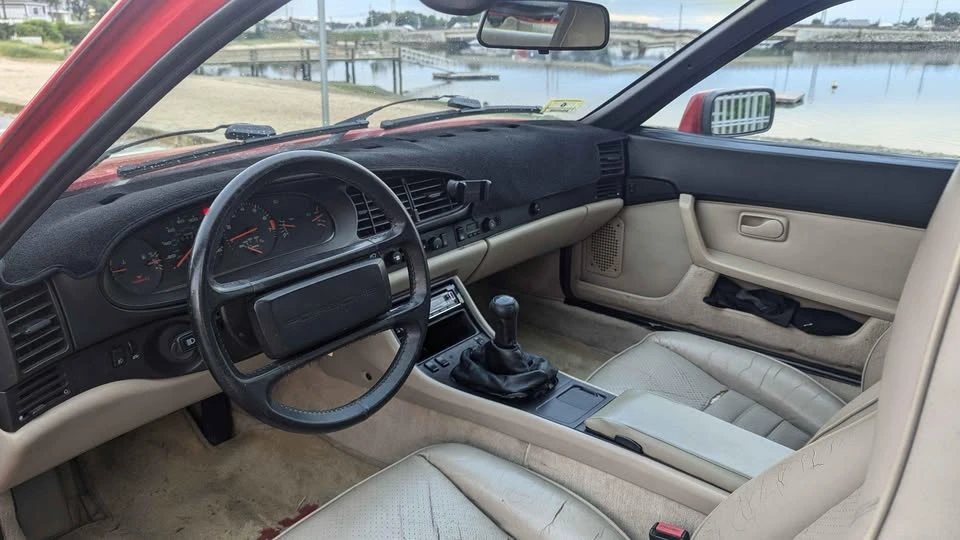 1985 Porsche 944 - Image 4 of 8