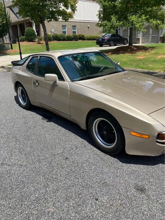 1985 Porsche 944 - Image 3 of 12