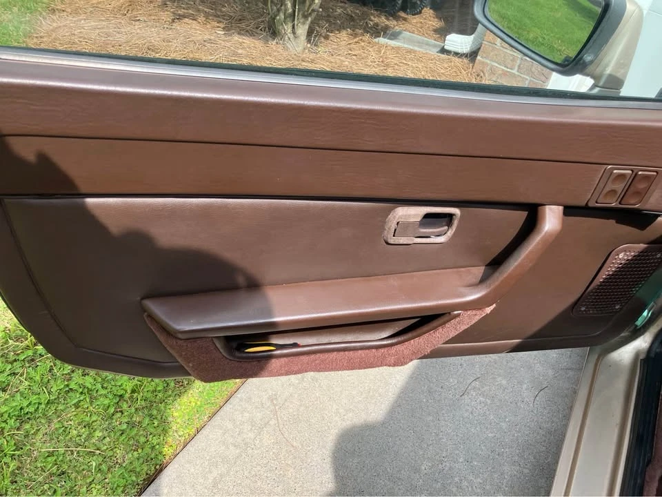 1985 Porsche 944 - Image 10 of 12