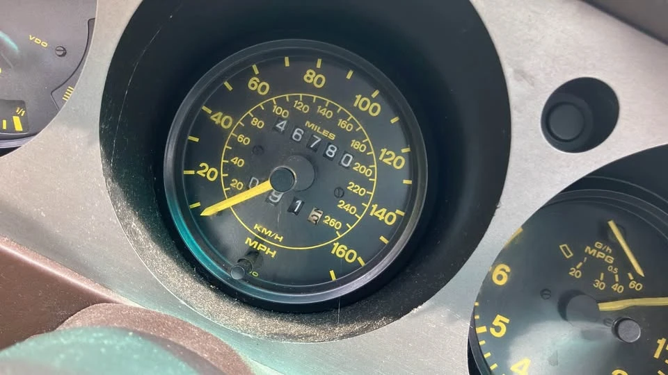 1985 Porsche 944 - Image 12 of 12