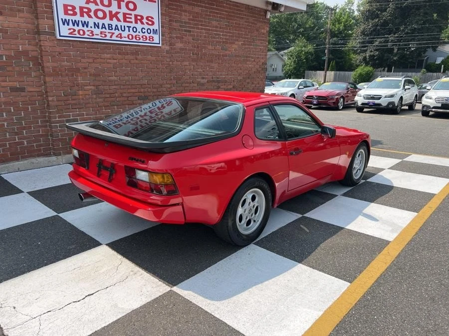 1985 Porsche 944 - Image 3 of 20