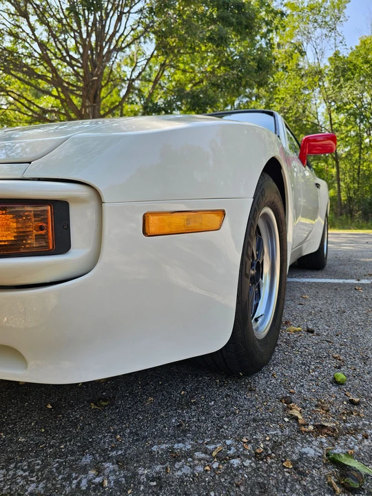 1985 Porsche 944 - Image 9 of 31