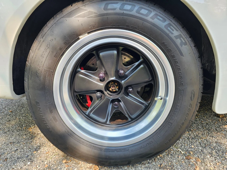 1985 Porsche 944 - Image 18 of 31