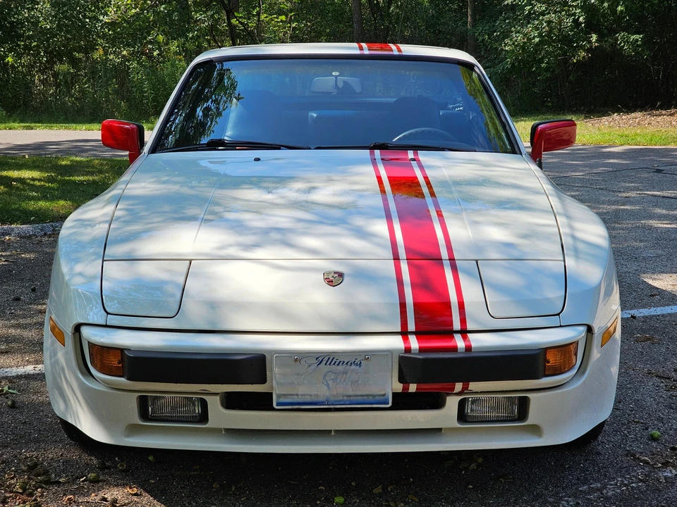 1985 Porsche 944 - Image 8 of 31