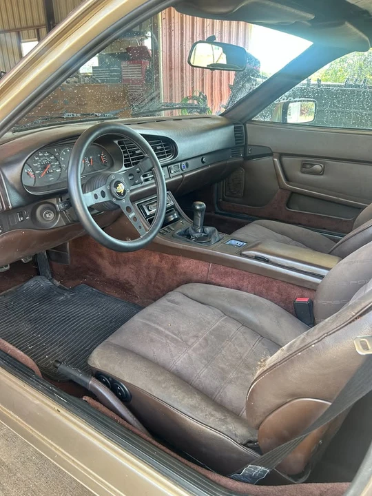 1985 Porsche 944 - Image 3 of 4