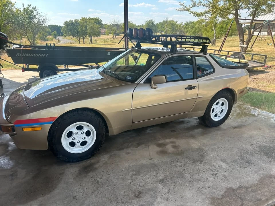 1985 Porsche 944 - Image 2 of 4