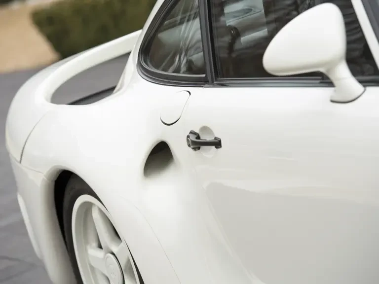 1985 Porsche 959 - Image 9 of 23