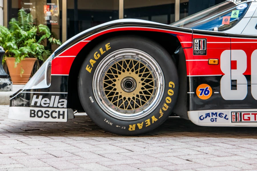 1985 Porsche 956 & 962 - Image 24 of 31