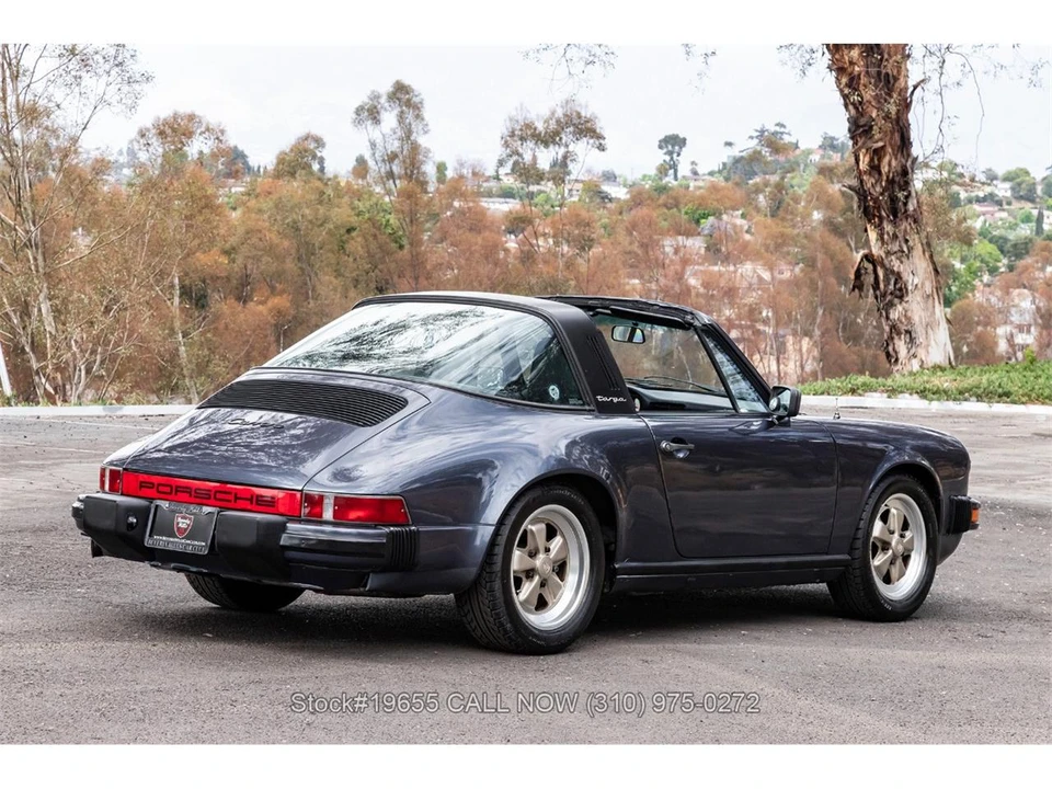 1985 Porsche 911 Carrera 3.2 - Image 5 of 31