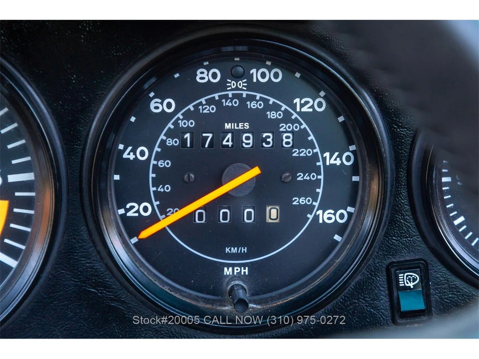 1985 Porsche 911 Carrera 3.2 - Image 27 of 31