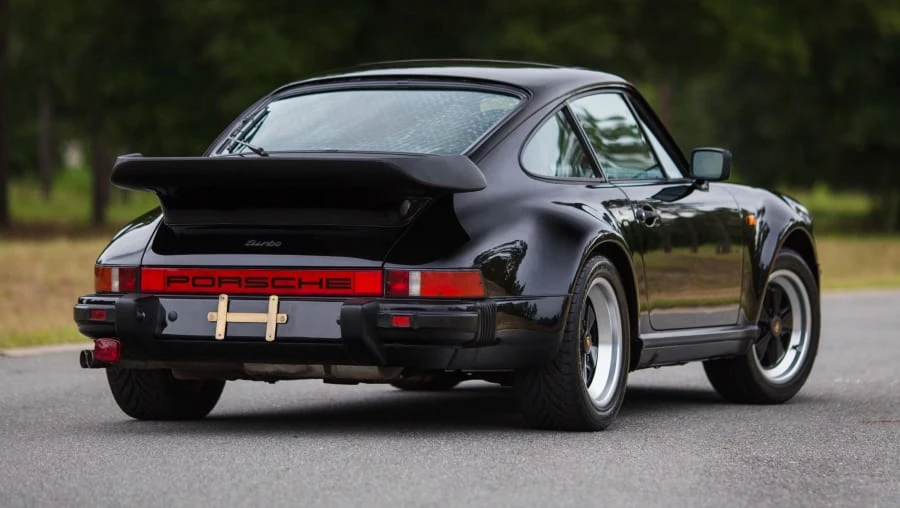1985 Porsche 934 & 935 - Image 3 of 12