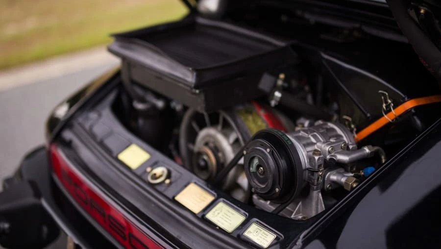 1985 Porsche 934 & 935 - Image 8 of 12