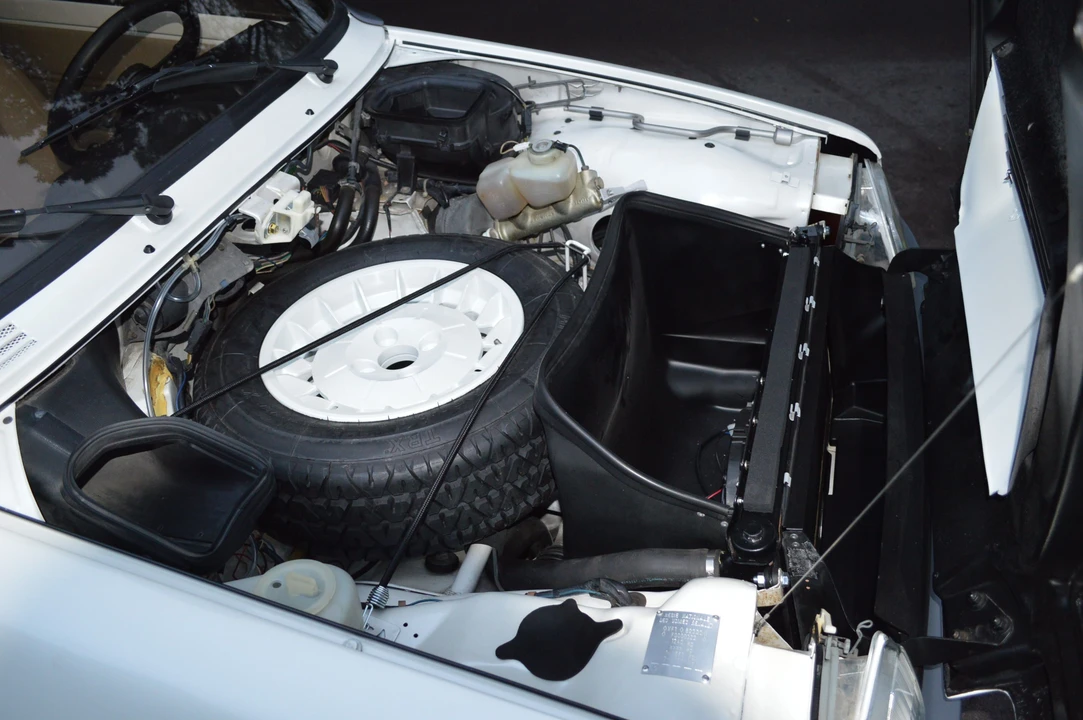 1985 Renault 5 Turbo 2 - Image 7 of 16