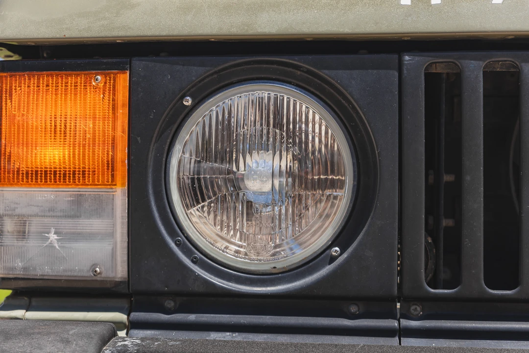 1985 Land Rover Range Rover Classic - Image 25 of 31