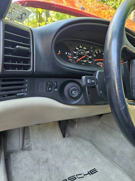1985 Porsche 944 - Image 19 of 23