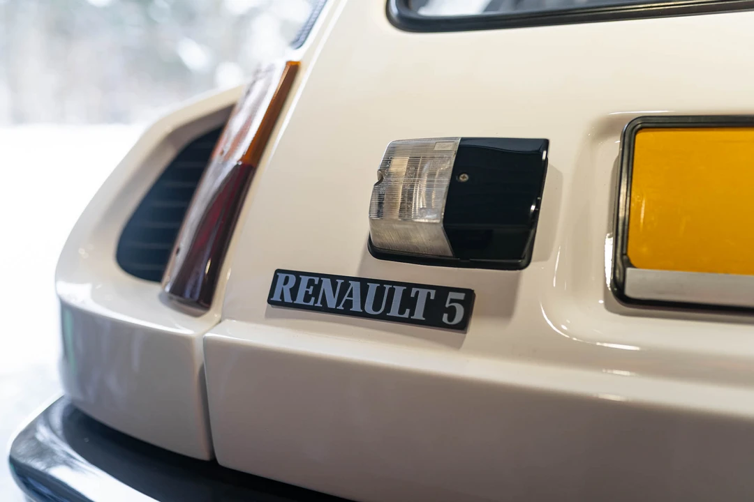 1985 Renault 5 Turbo 2 - Image 13 of 31