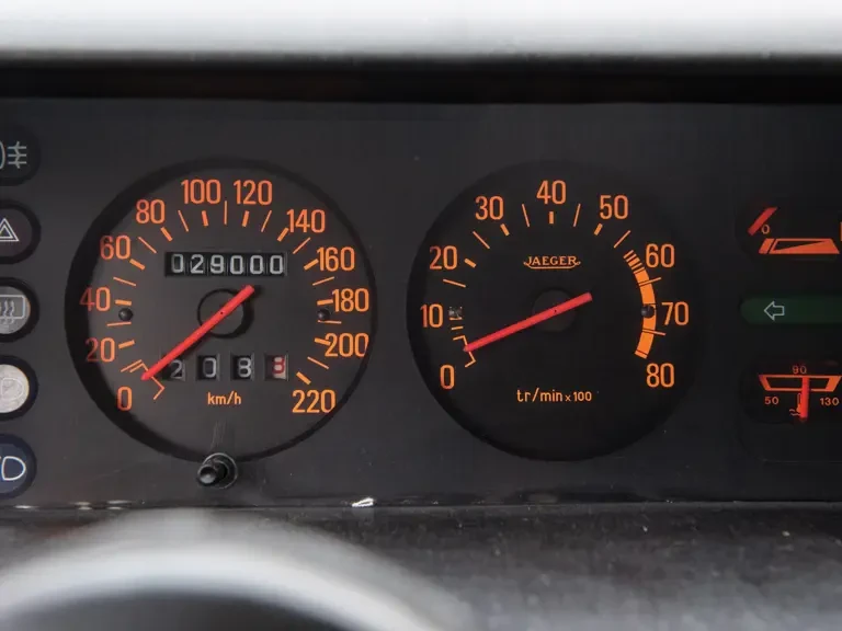 1985 Renault 5 Turbo 2 - Image 8 of 12