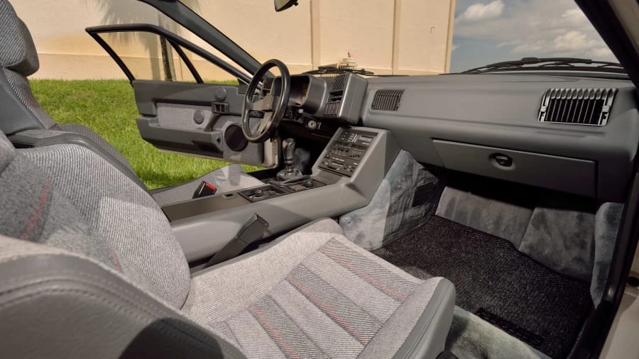 1985 Renault - Image 5 of 20