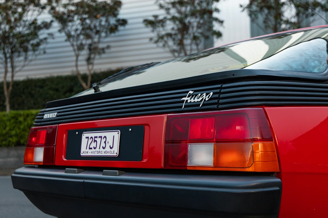 1985 Renault - Image 14 of 31