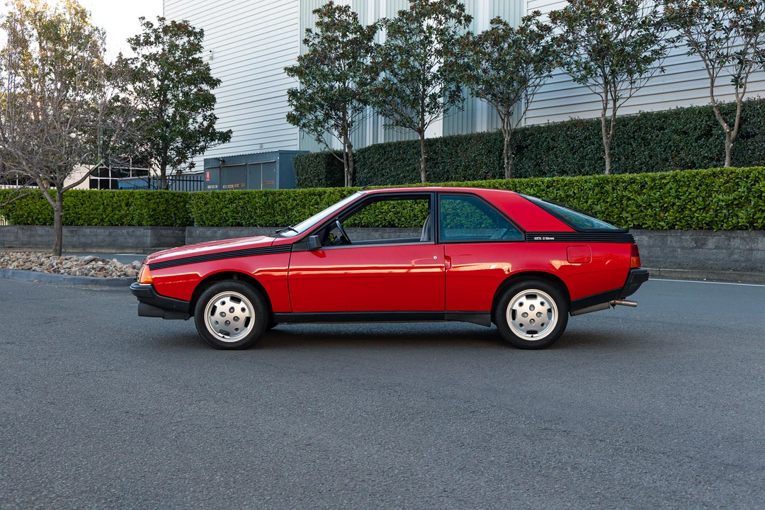 1985 Renault - Image 8 of 31