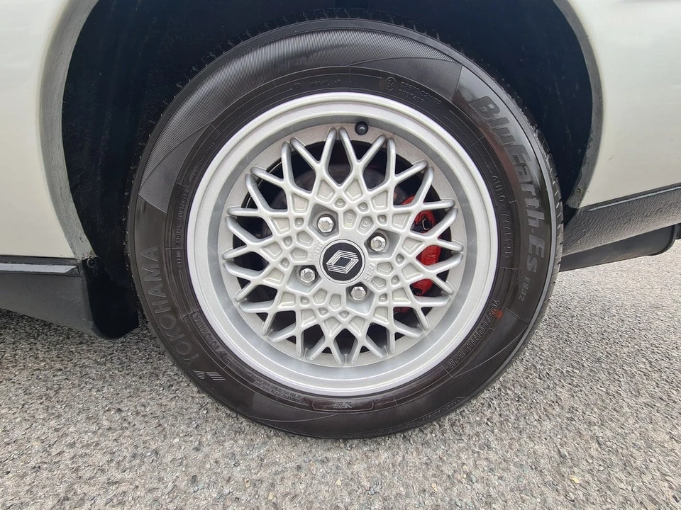 1985 Renault - Image 14 of 30