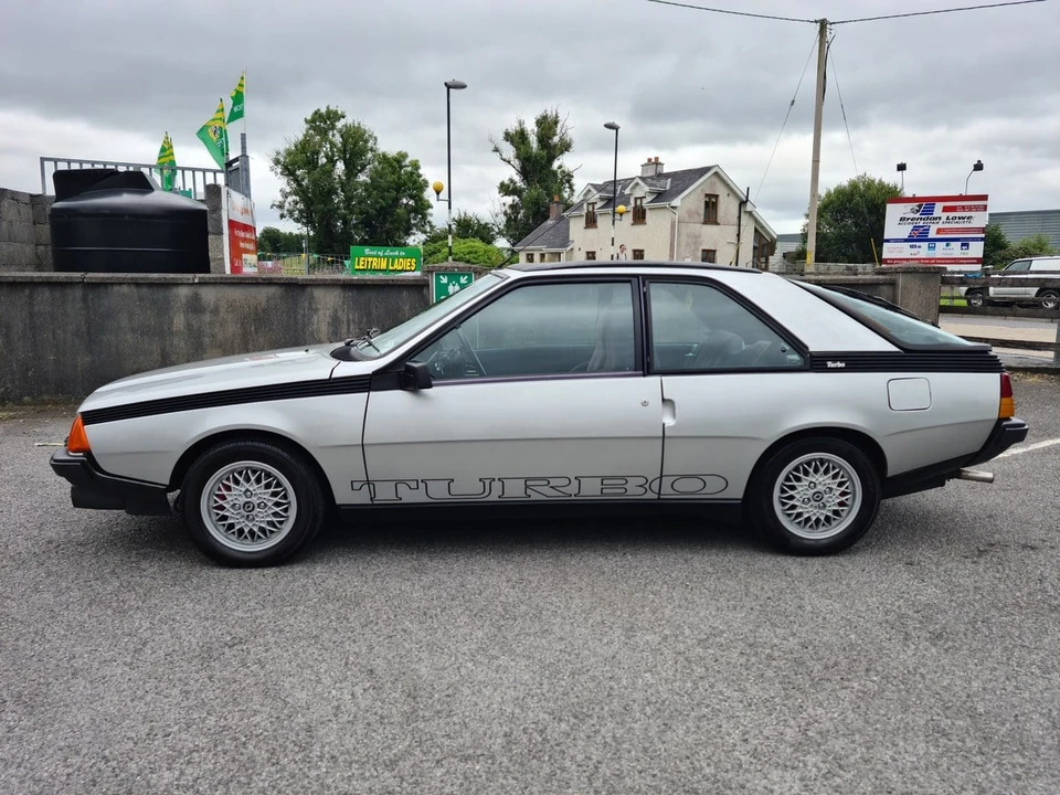 1985 Renault - Image 8 of 30
