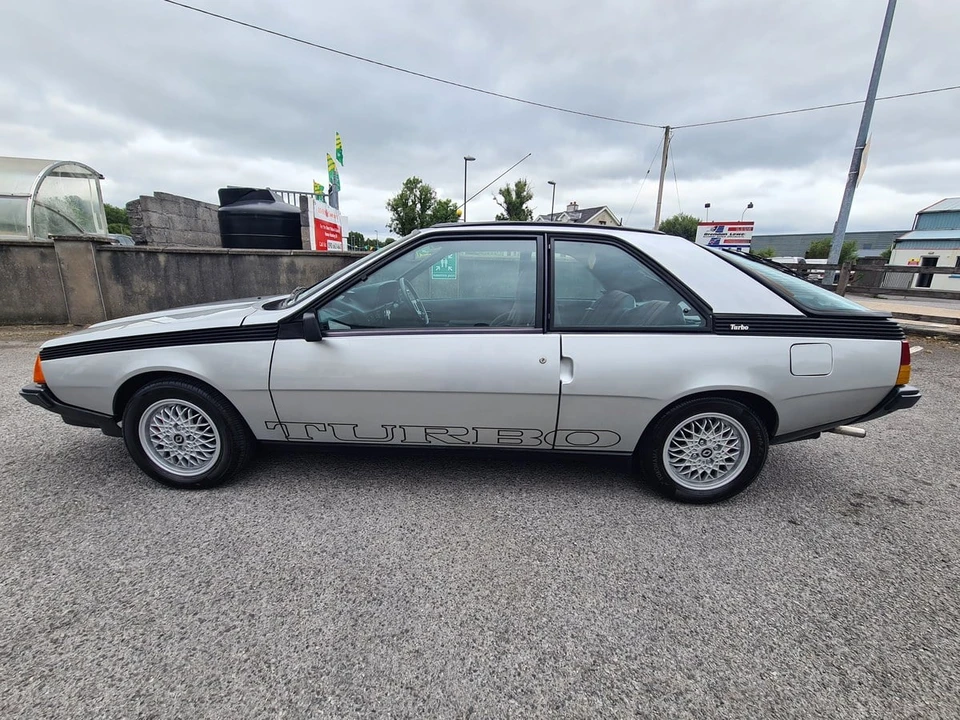 1985 Renault - Image 9 of 30