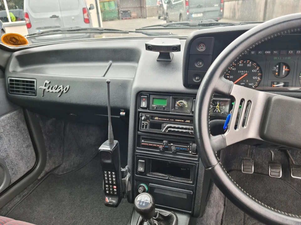 1985 Renault - Image 29 of 30