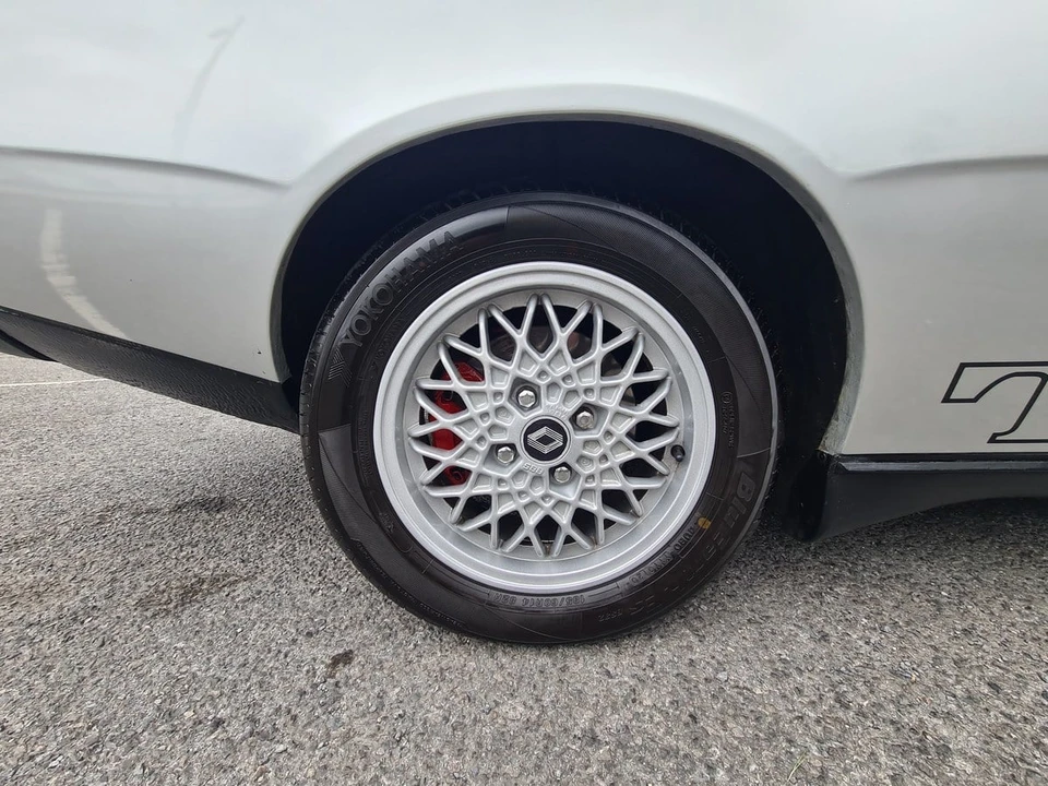 1985 Renault - Image 17 of 30