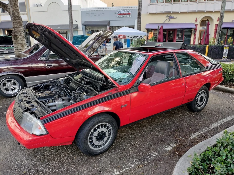 1985 Renault - Image 13 of 18