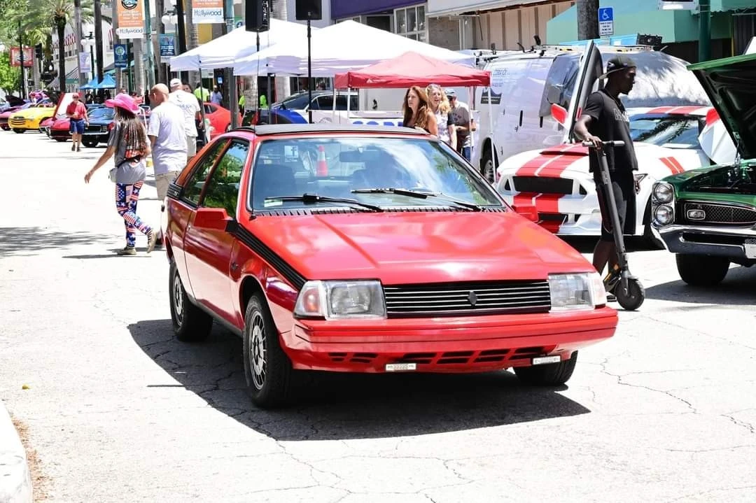 1985 Renault - Image 12 of 18