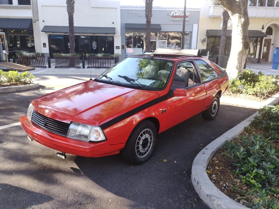 1985 Renault - Image 7 of 18
