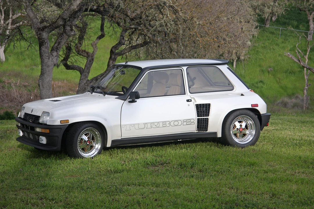 1985 Renault 5 Turbo 2 - Image 2 of 7