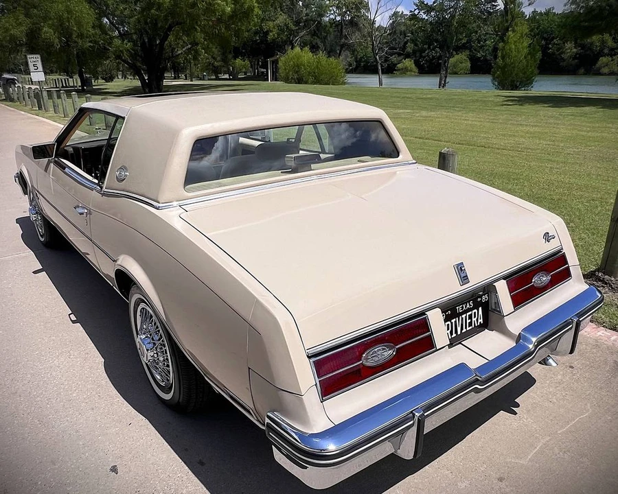 1985 Buick Riviera 4th-7th Gen - Image 9 of 17