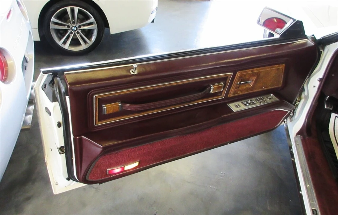 1985 Buick Riviera 4th-7th Gen - Image 23 of 24