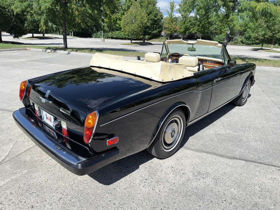 1985 Rolls-Royce Corniche Series I - Image 16 of 31