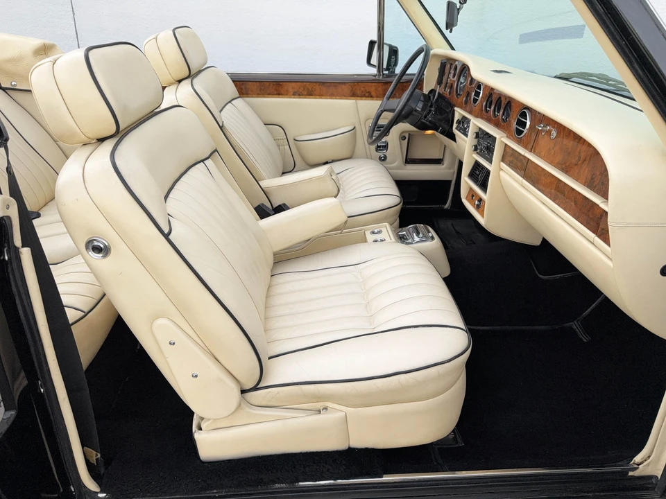 1985 Rolls-Royce Corniche Series I - Image 30 of 31