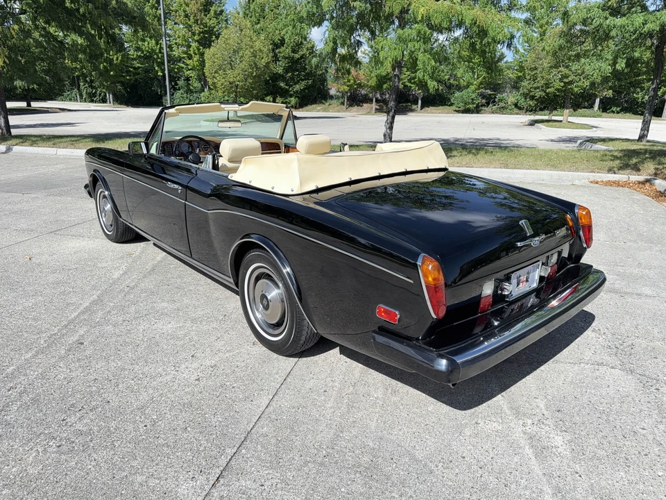 1985 Rolls-Royce Corniche Series I - Image 12 of 31
