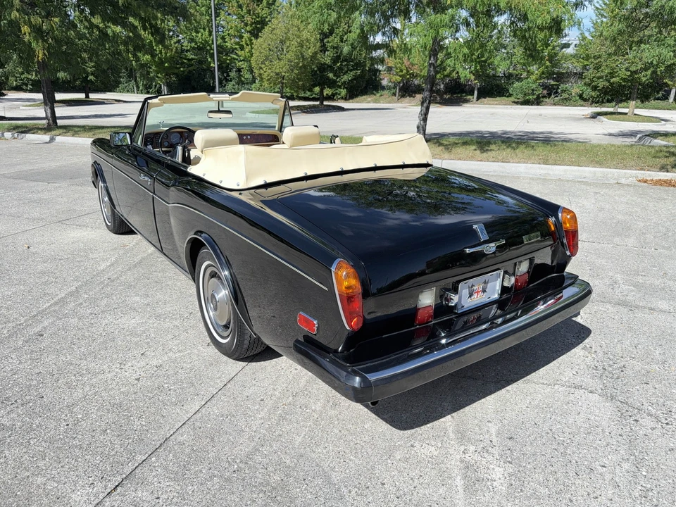 1985 Rolls-Royce Corniche Series I - Image 13 of 31