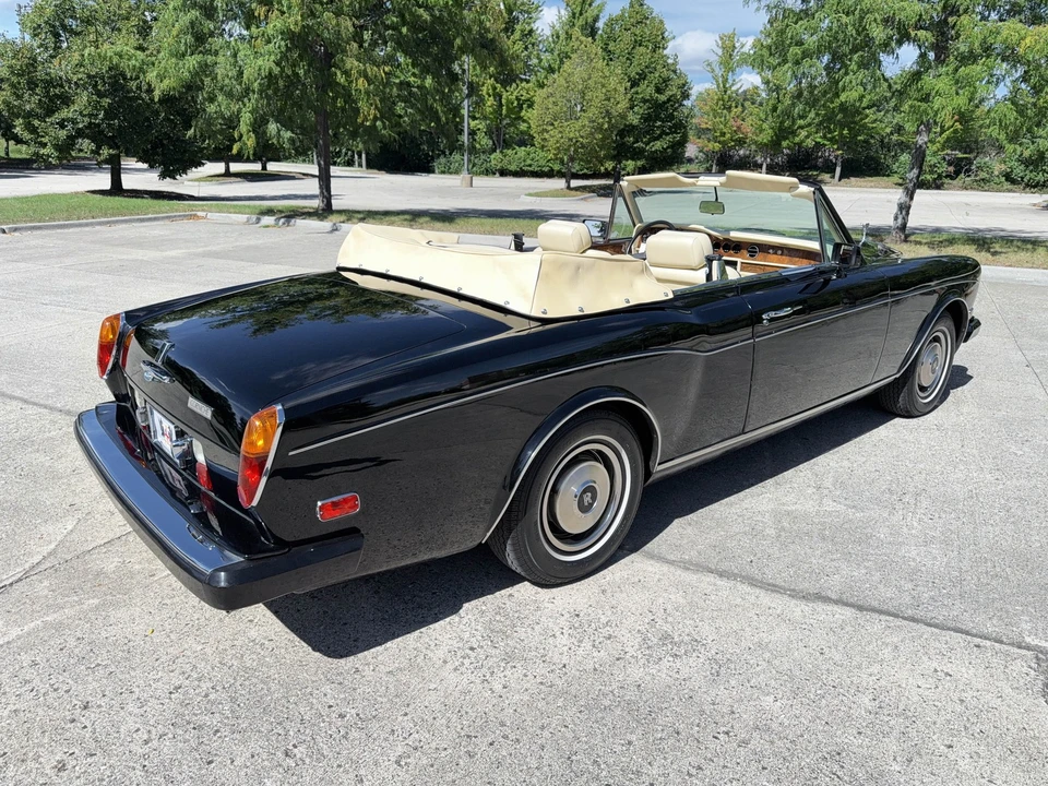 1985 Rolls-Royce Corniche Series I - Image 17 of 31