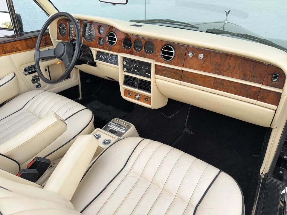 1985 Rolls-Royce Corniche Series I - Image 31 of 31