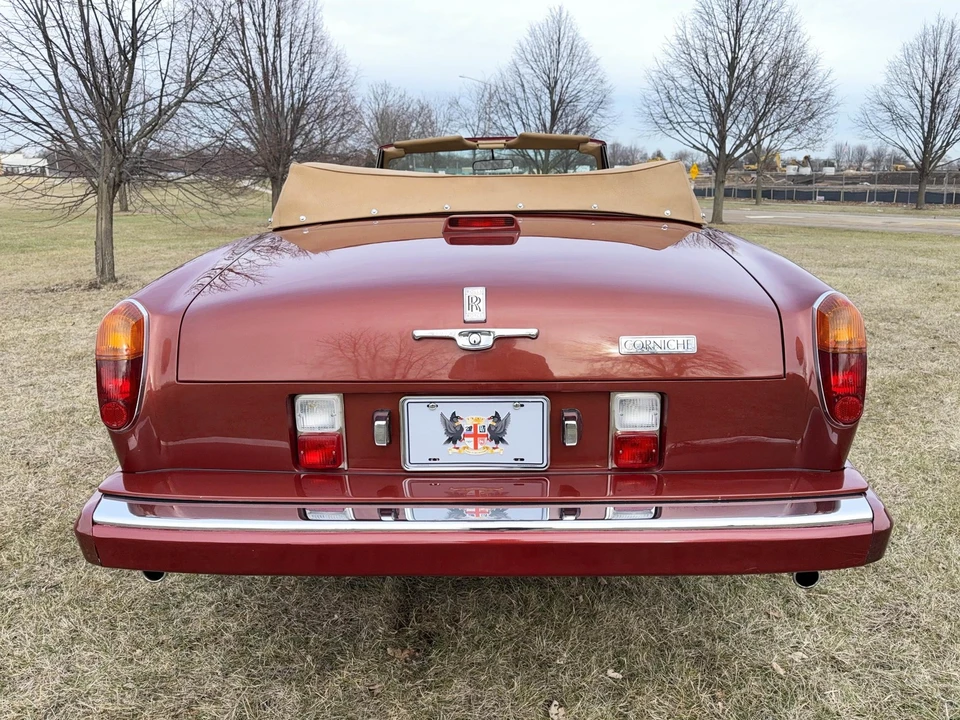 1985 Rolls-Royce Corniche Series I - Image 14 of 21